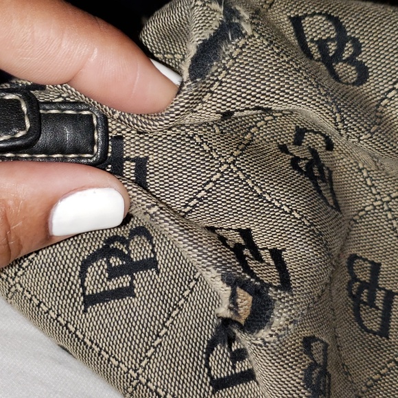 Authentic dooney & bourke bag - Picture 7 of 8